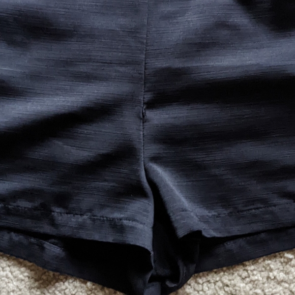 Topshop Black Short Shorts Side Zip - Size Small - Picture 4 of 9